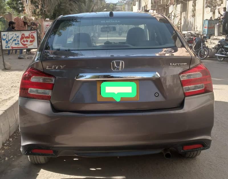 Honda City IVTEC 2018 - Urban Titanium Metallic 4