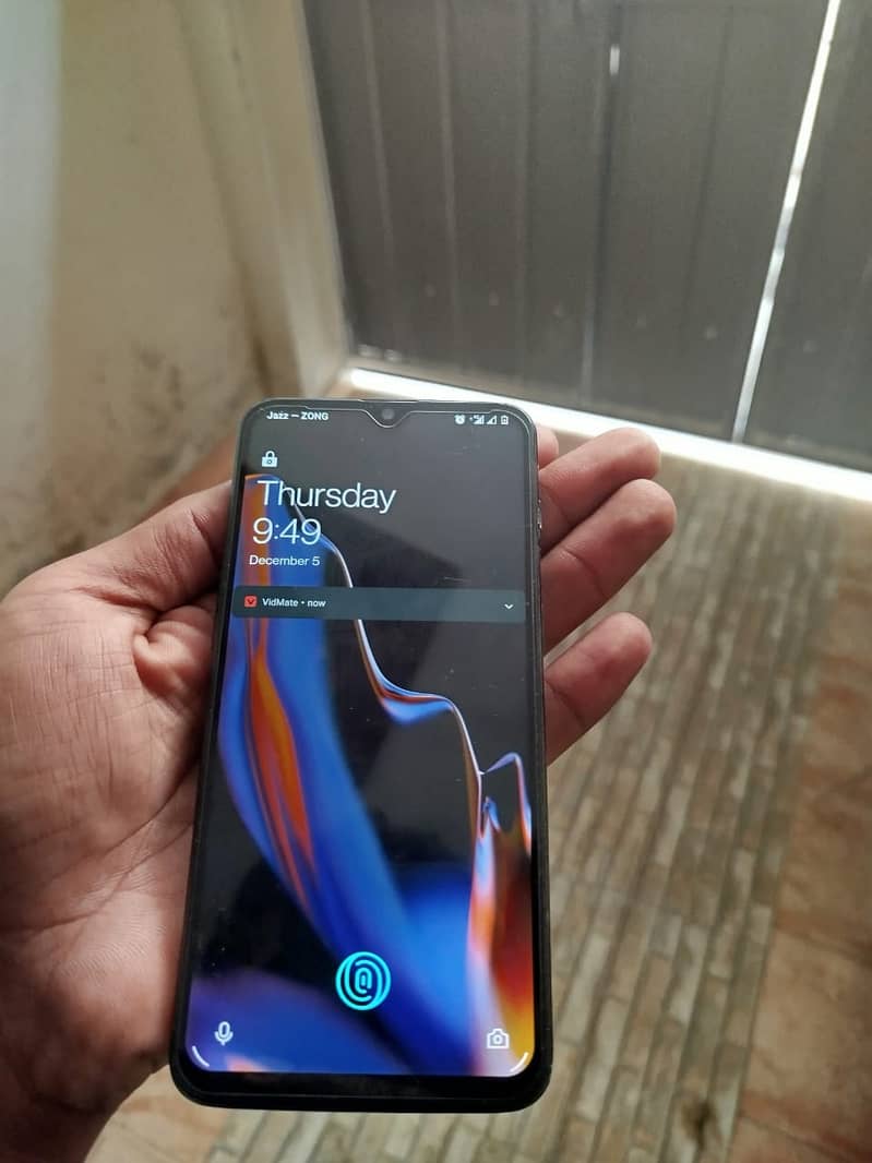 oneplus 6 t /128 gb 5