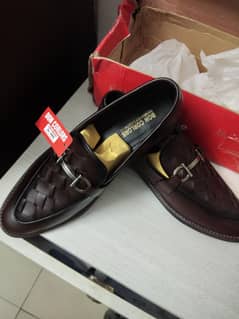 LEATHER SHOES FOR MEN