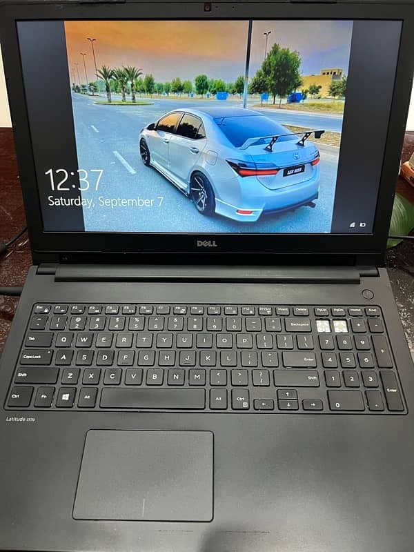 Dell latitude 3570 with graphic card 10