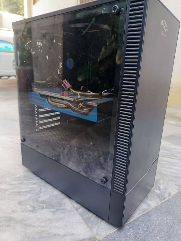 Gamming pc (9th generation) 1