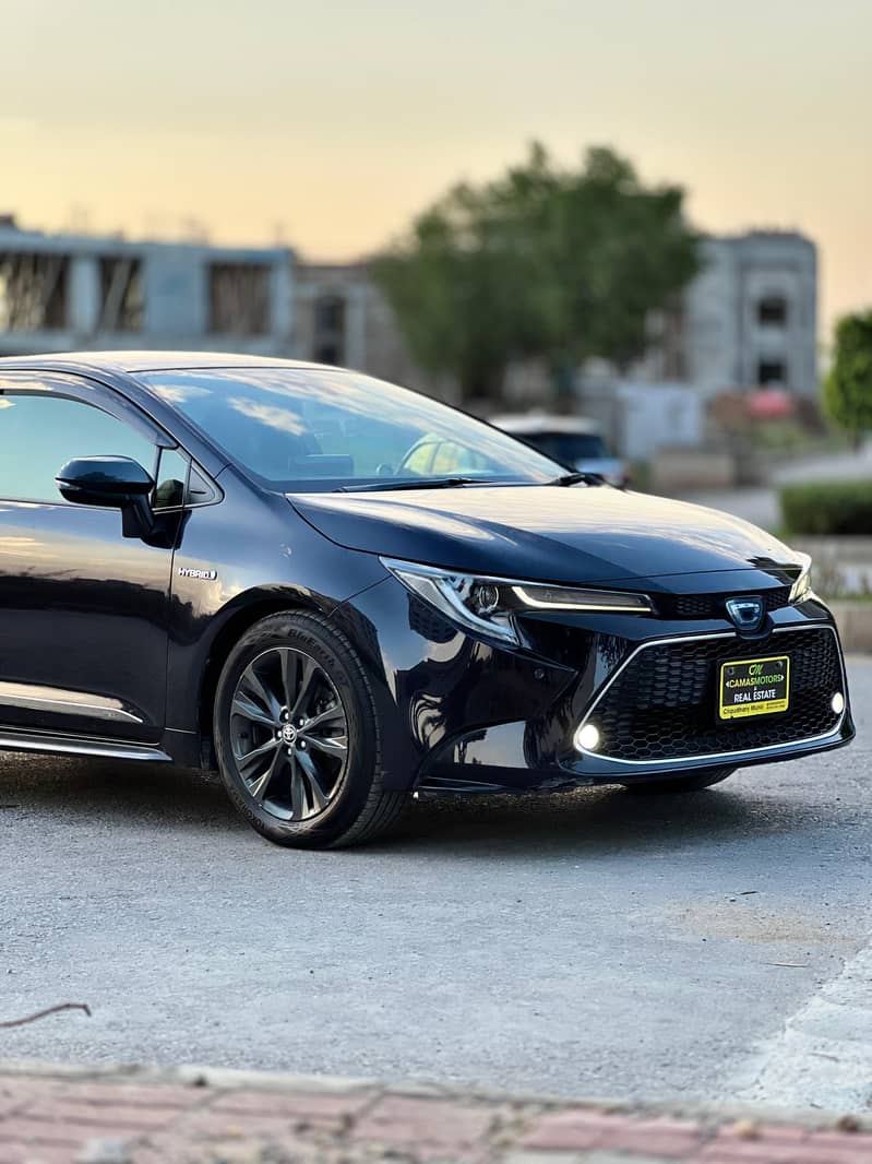 Toyota corolla altis 2020 Hybrid 1