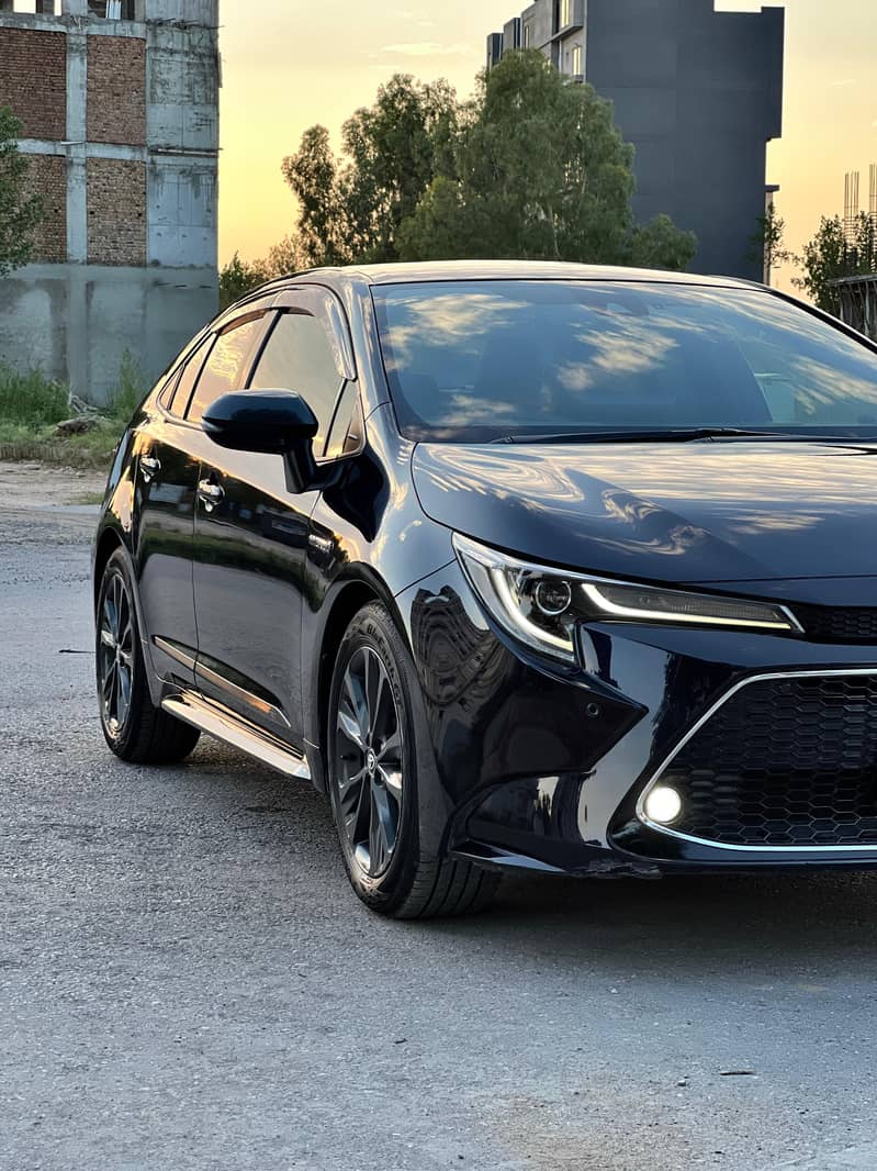 Toyota corolla altis 2020 Hybrid 3