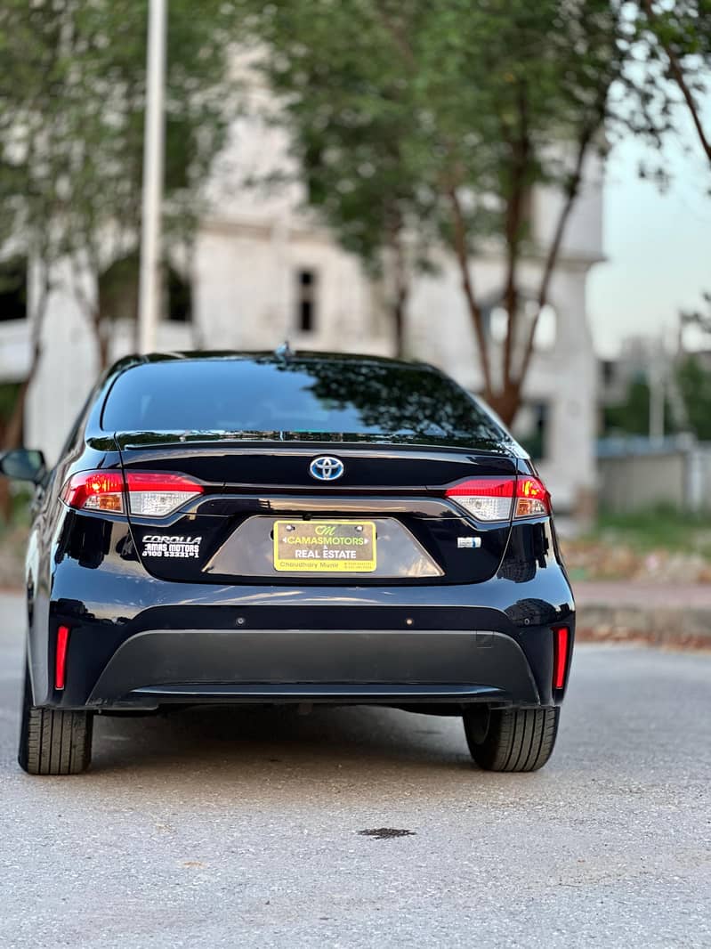 Toyota corolla altis 2020 Hybrid 5