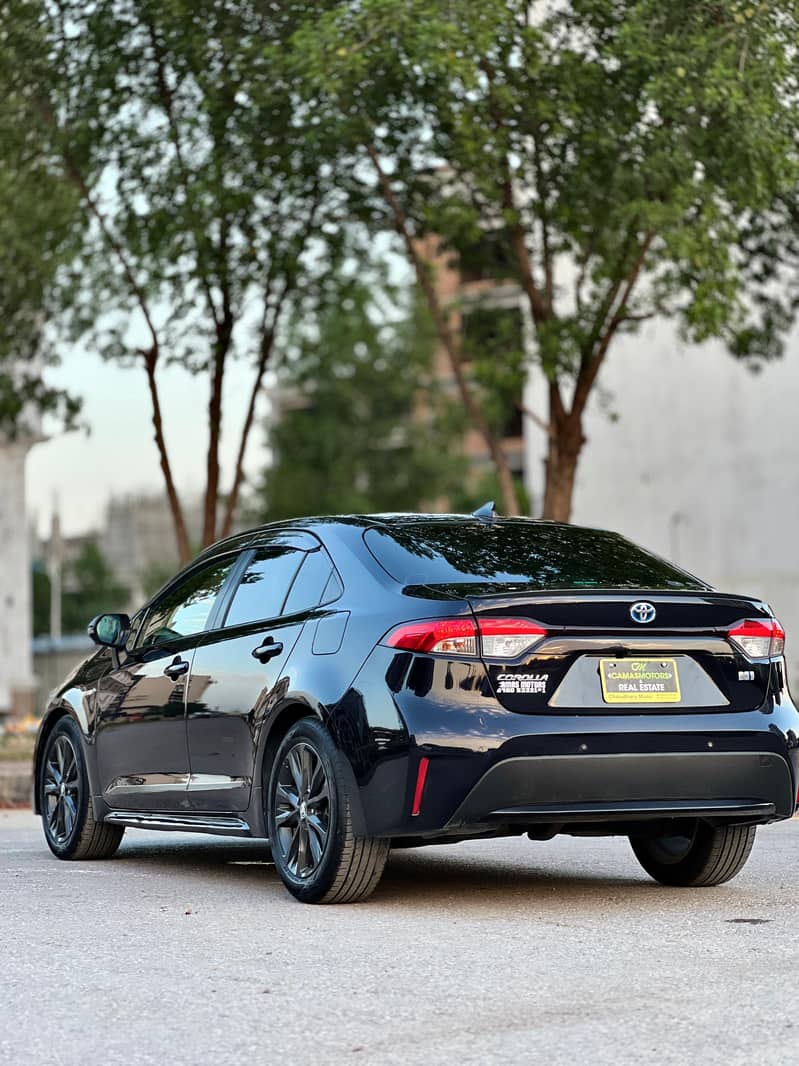 Toyota corolla altis 2020 Hybrid 6