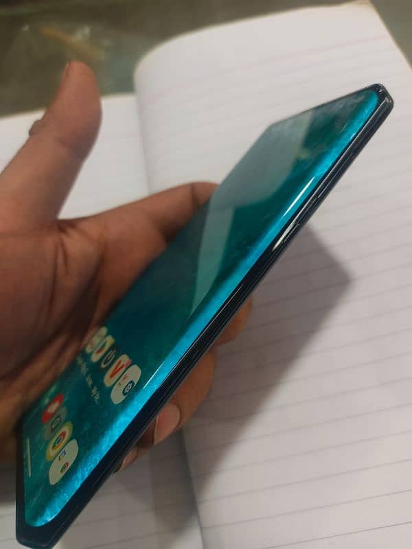 moto edge plus 1minor sa dot hai 1