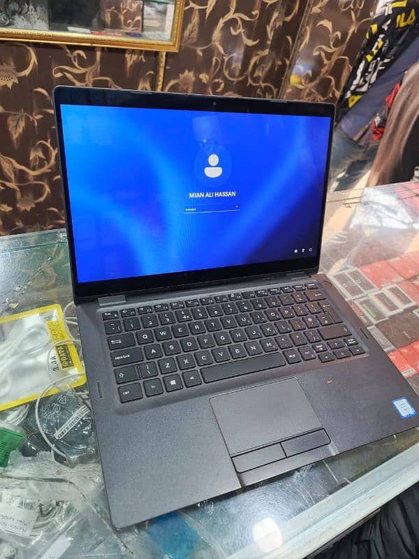 8th gen laptop with Finger and touch screen  full hd screen 1