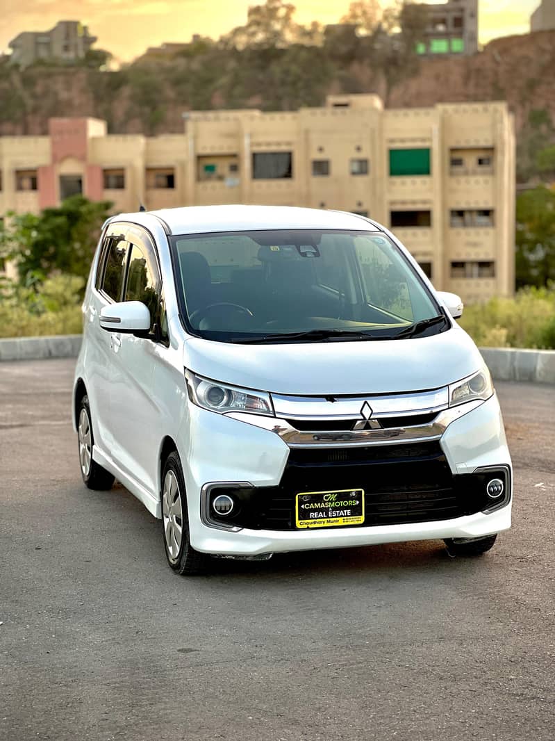 Mitsubishi ek custom 2015 3