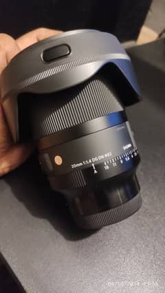 Sigma 20mm E mount f1.4 DG DN Almost New