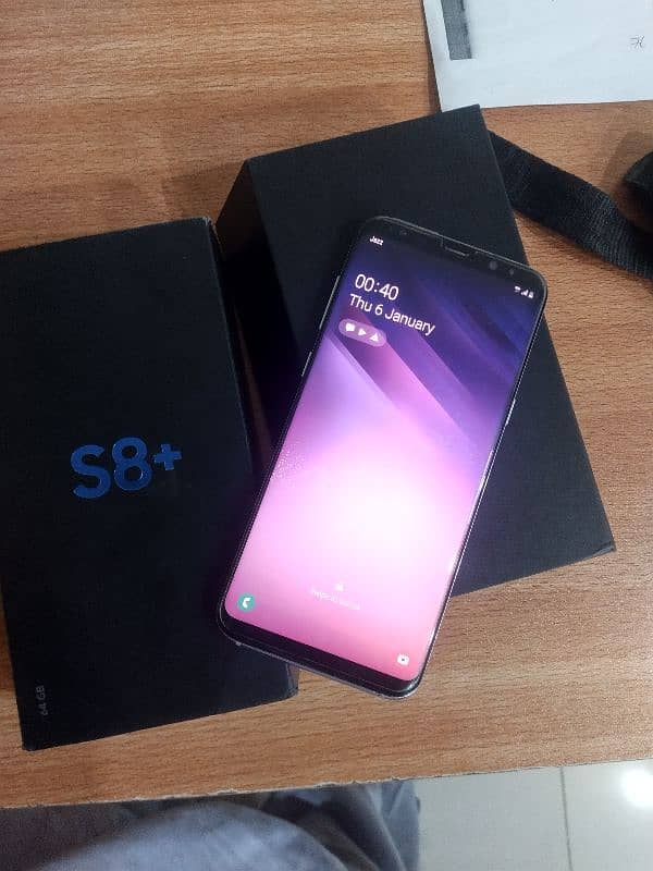 Samsung  S8+ 0