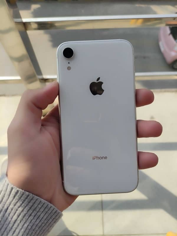 I phone XR 0