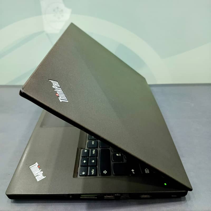 Lenovo ThinkPad T460 |Core i5-6300U|8GB RAM|256GB SSD|14.0 HD| LAptop 5