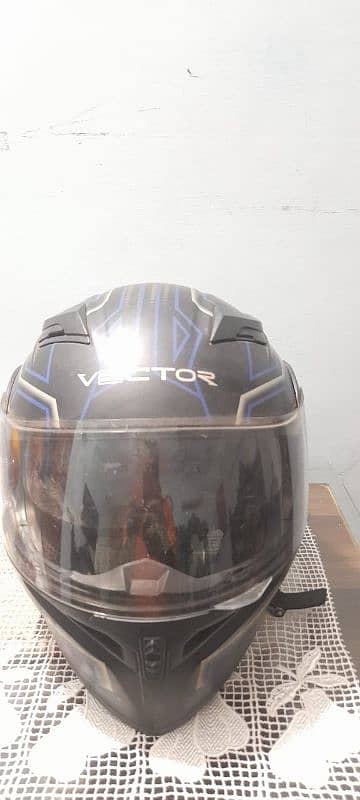 vector helmet  used conditinon full flip contact no 03214079807 0