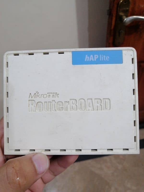 Mikrotik hep lite router board switch 0