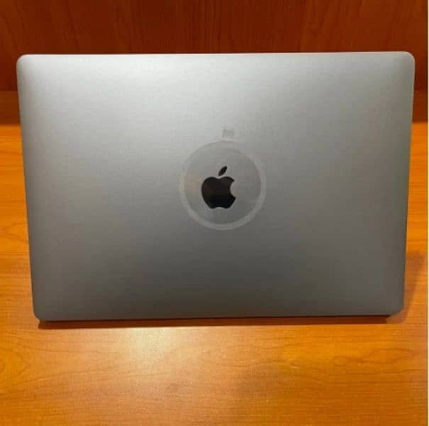 Macbook Pro 2019 16-inches i7 16gb 500gb 2