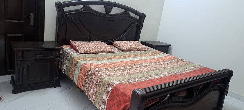 king size bed set with 2 side table and 1 dressing table available 0