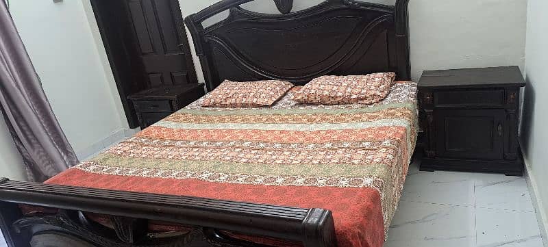 king size bed set with 2 side table and 1 dressing table available 5