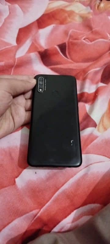 Oppo A31 4