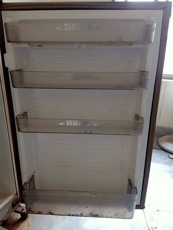 Fridge for sale* Dawlance fridge med size 5