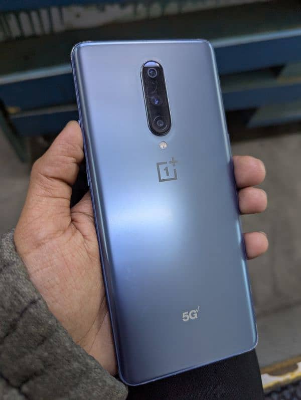 OnePlus 8 5G Single Sim *8/10*      (AQUOS R5 R6, LG V60, Sony Mark 3) 0