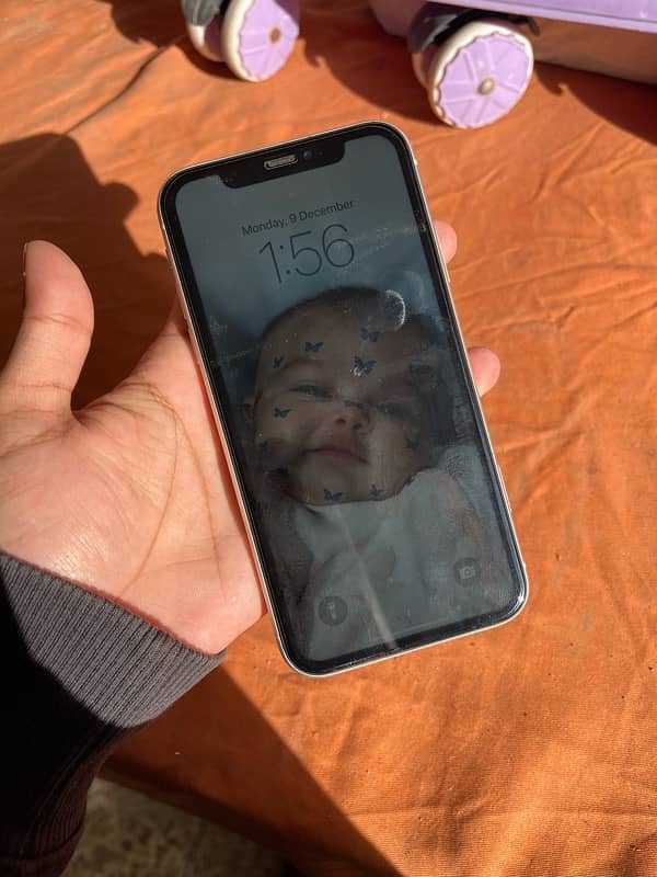 I’m selling my iPhone 11 128gb non pta sim working 2