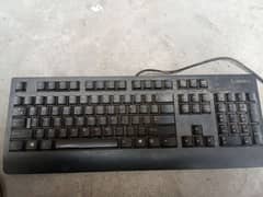 keyboard for sale bilkul ok ha Chalo ksii ko chiya tu rabta kara