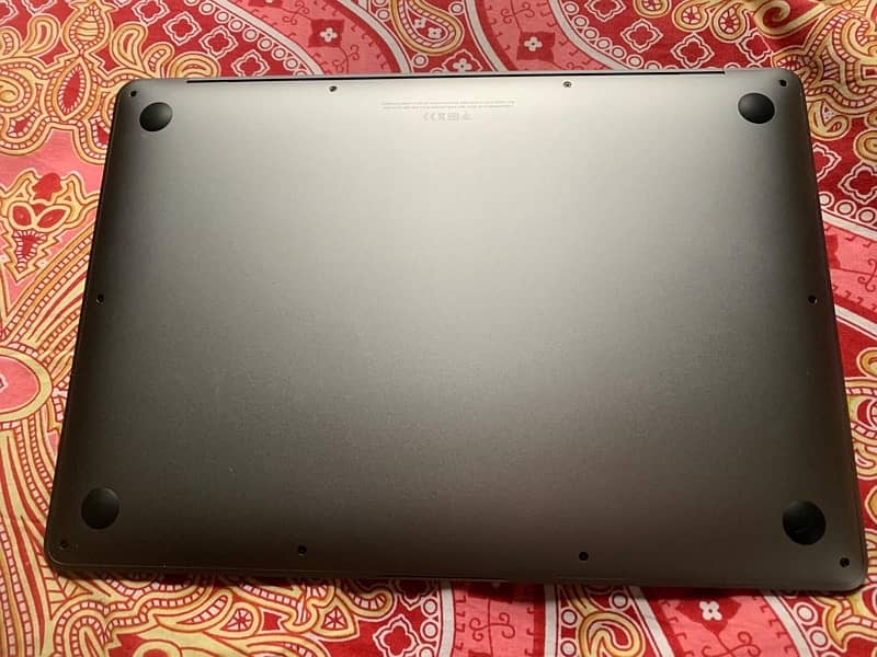 Macbook Air M1 Brand New Contact Whatsapp 5