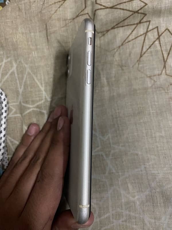 Iphone 11 non pta 3