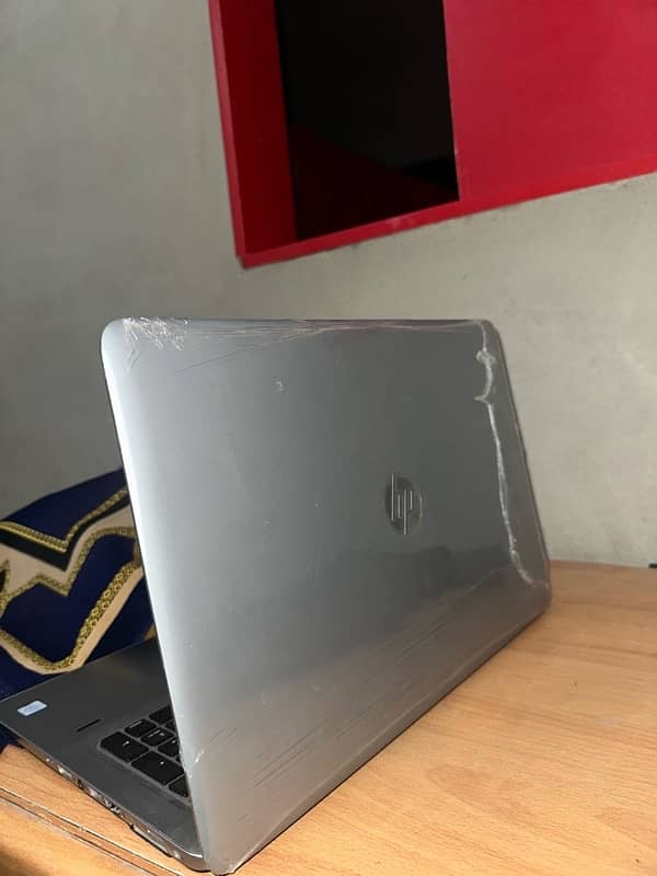 HP ELITEBOOK URGENT SELL ALL OK ! Lene wale mesg kare 0