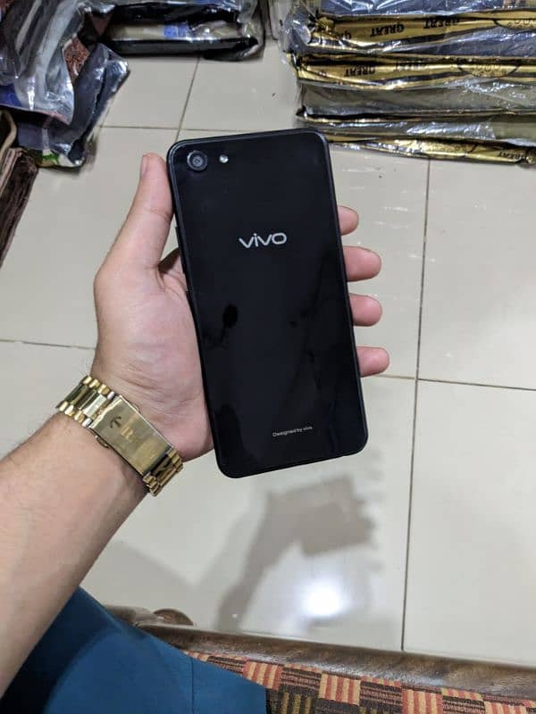 vivo y 83 6/128 WhatsApp pr rabta kry 2