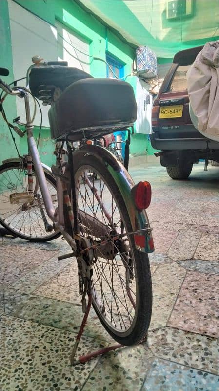 choti or bari irani bicycles 4