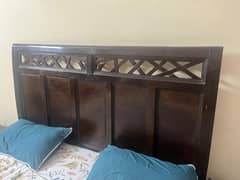 bed set / king size bed / wooden bed set / side tables / bed for sale