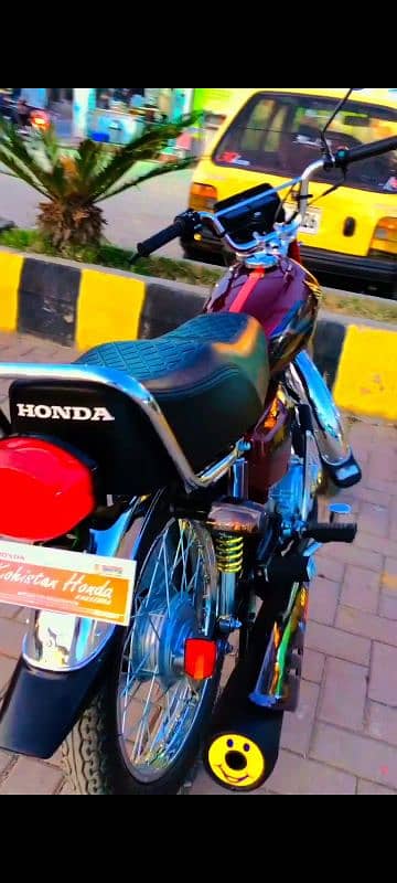 Honda 125 Zero metre Condition 4