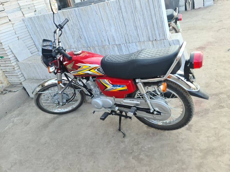 URGENT SALE HONDA 125  2025 MODEL 2