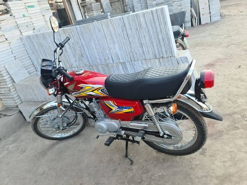 URGENT SALE HONDA 125  2025 MODEL 3