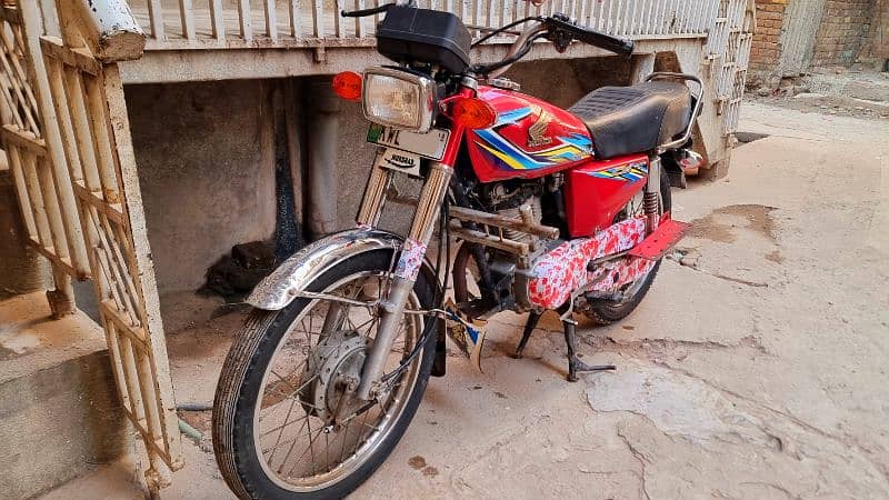 Honda 125 Model 2018 Punjab Registered 6