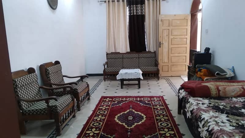 10 Marla New Fresh Single Storey House With Basement Big Hall For Sale 7