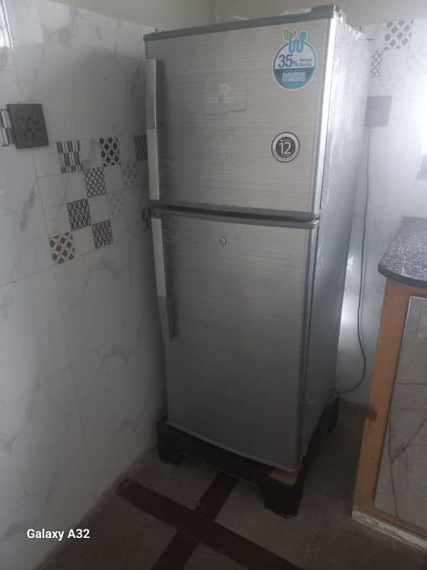 Dawlance refrigerator for sale 0