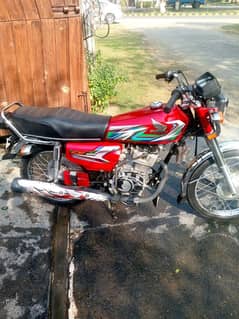 Honda CG 125 Red Color