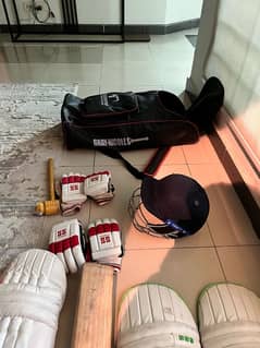 FULL DOUBLE HARDBALL CRICKET KIT