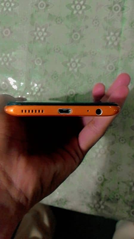 Tecno spark 5 pro 4/128 3