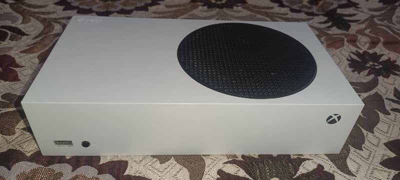 XBOX SERIS S 512GB SSD 1TB EXTRA HHD 4