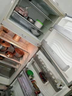 Dawlance fridge medium size condition 100% ok he 03281930128