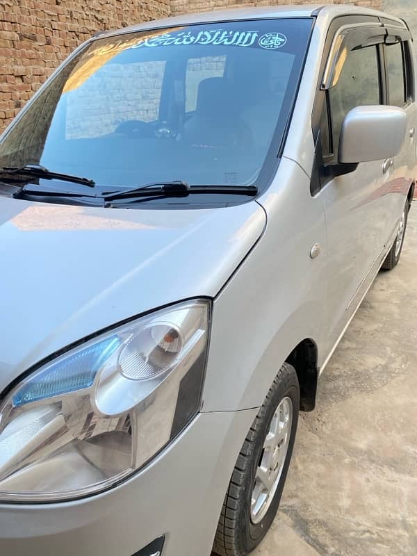 Suzuki Wagon R 2019 1