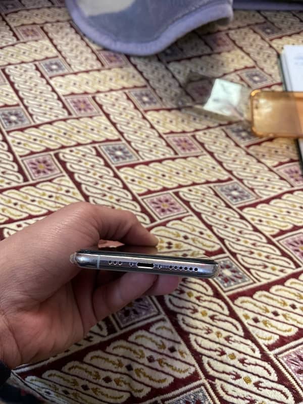 IPHONE XS 256gb PTA Approved 5