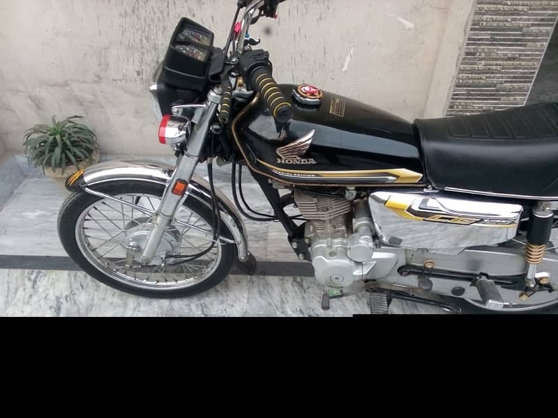 HONDA 125 Special edition 0