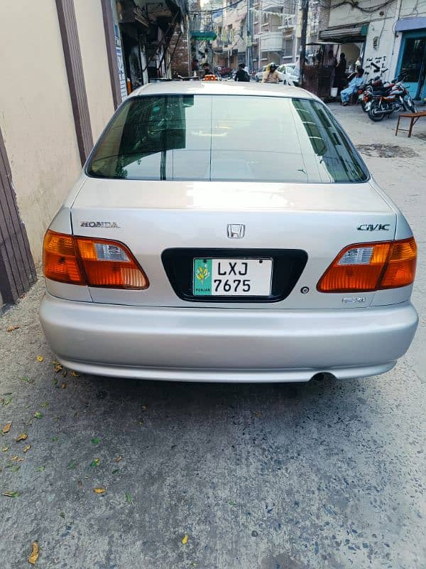 Honda Civic EXi 1999 3