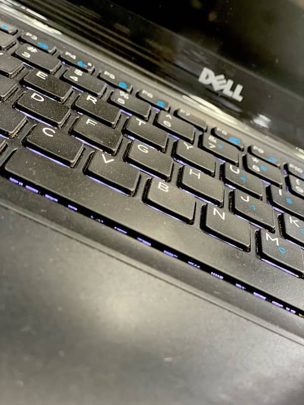 Dell latitude 7280 itel core i7 6 Gen slimest laptop 10/10 condition 1