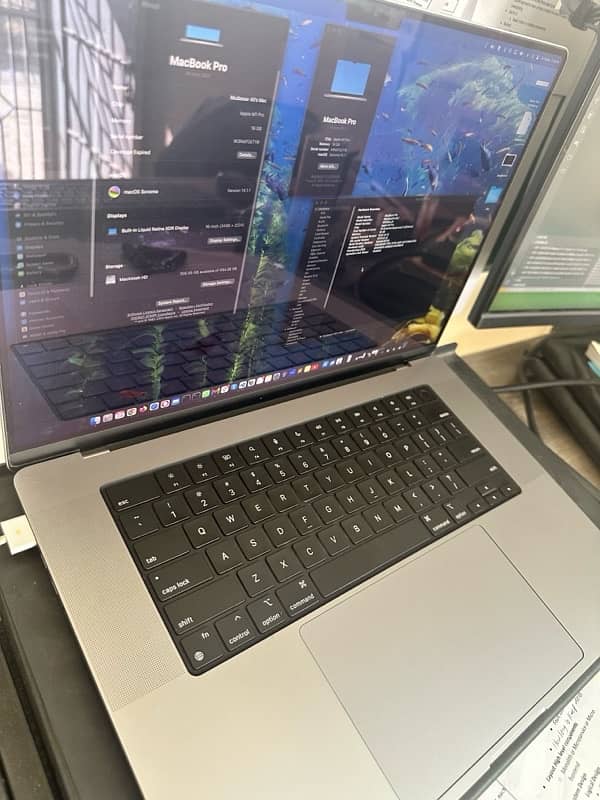 Macbook M1 Pro 16 inch 4