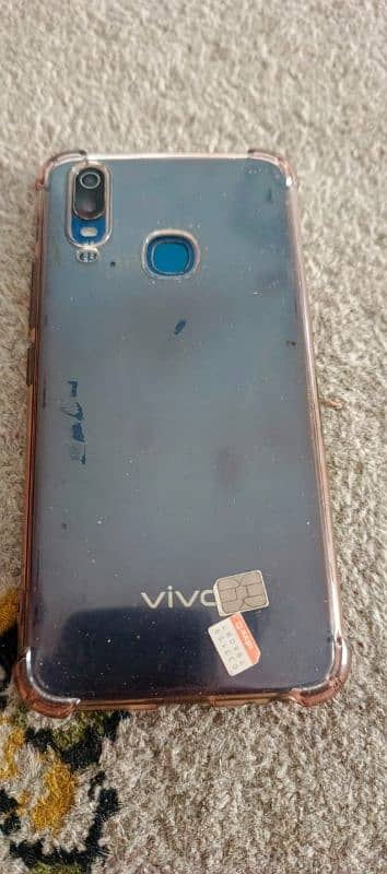 Vivo Y11 4